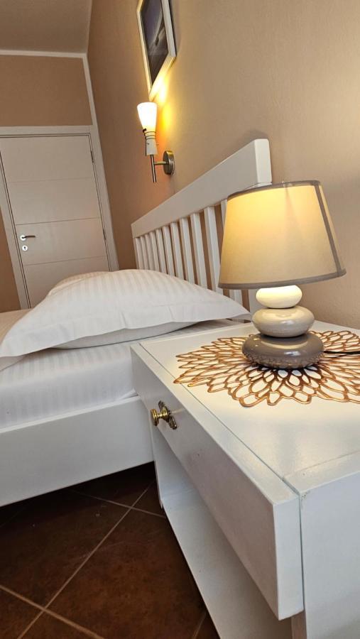 Lav Apartments تْشيرسيك نوفي المظهر الخارجي الصورة