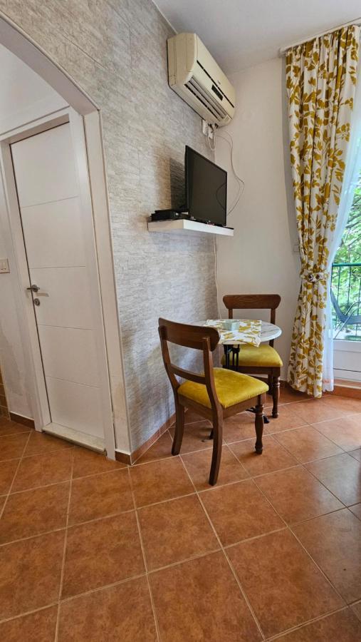Lav Apartments تْشيرسيك نوفي المظهر الخارجي الصورة