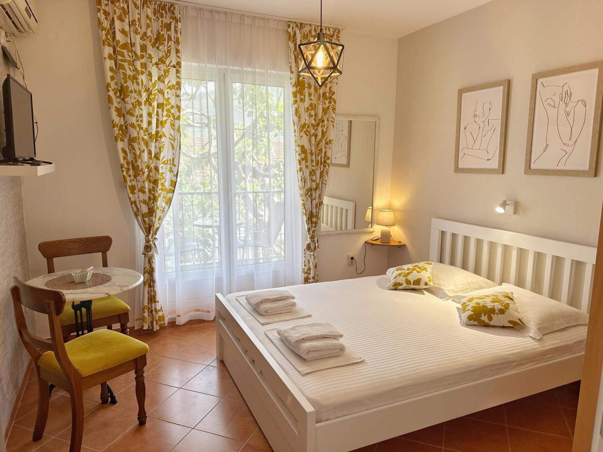 Lav Apartments تْشيرسيك نوفي المظهر الخارجي الصورة